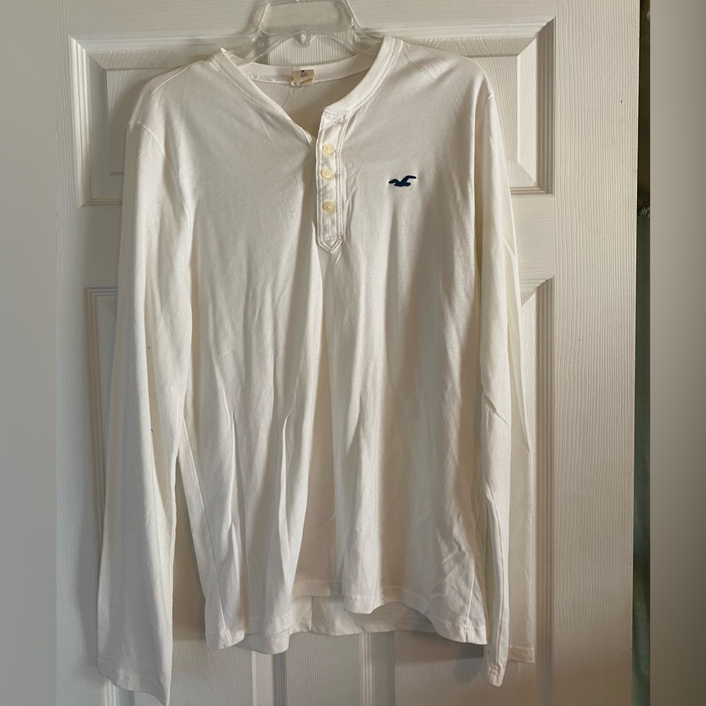 Hollister white long sleeve shirt with buttons